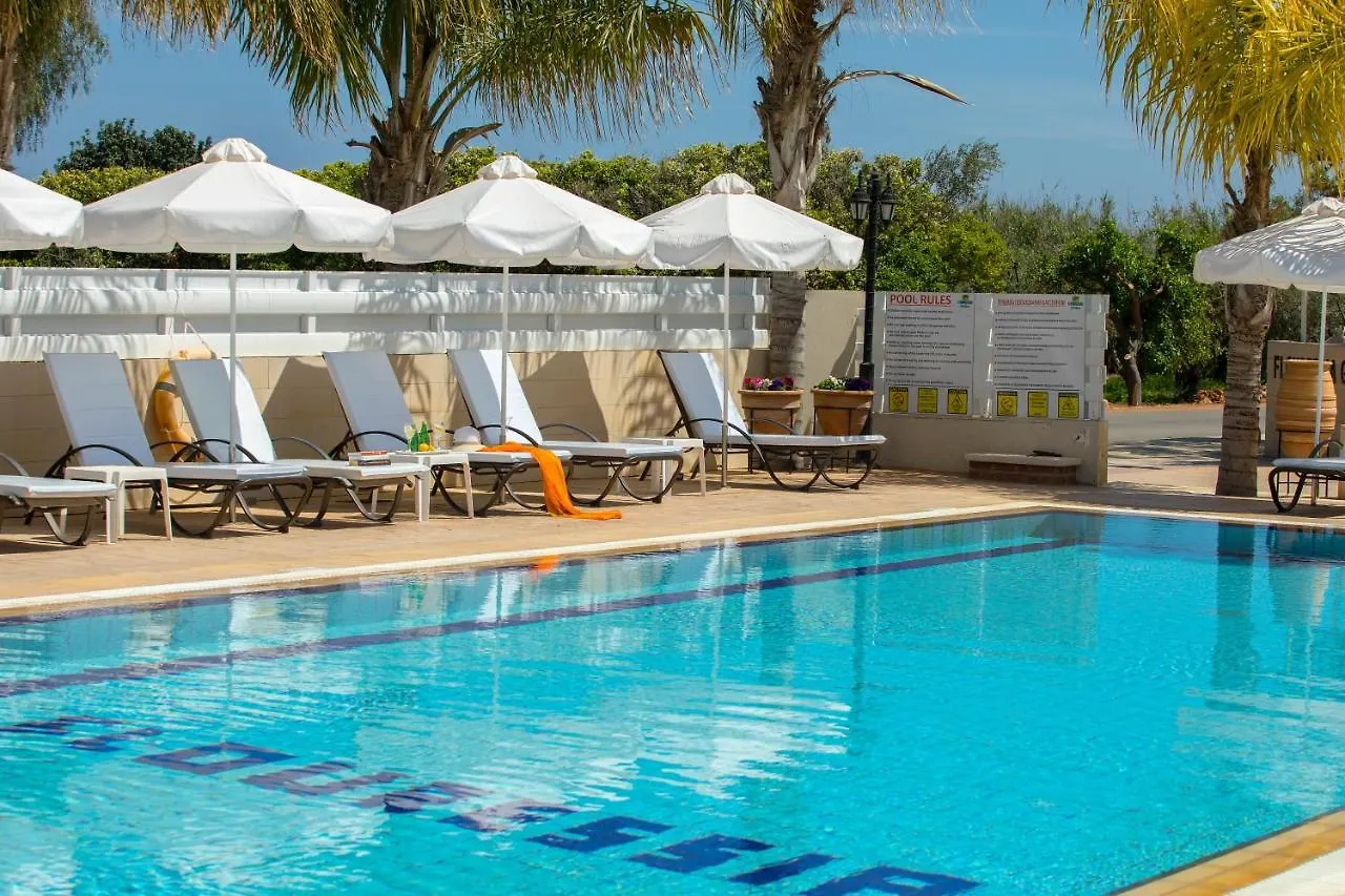 Flouressia Gardens Aparthotel Protaras 3*,