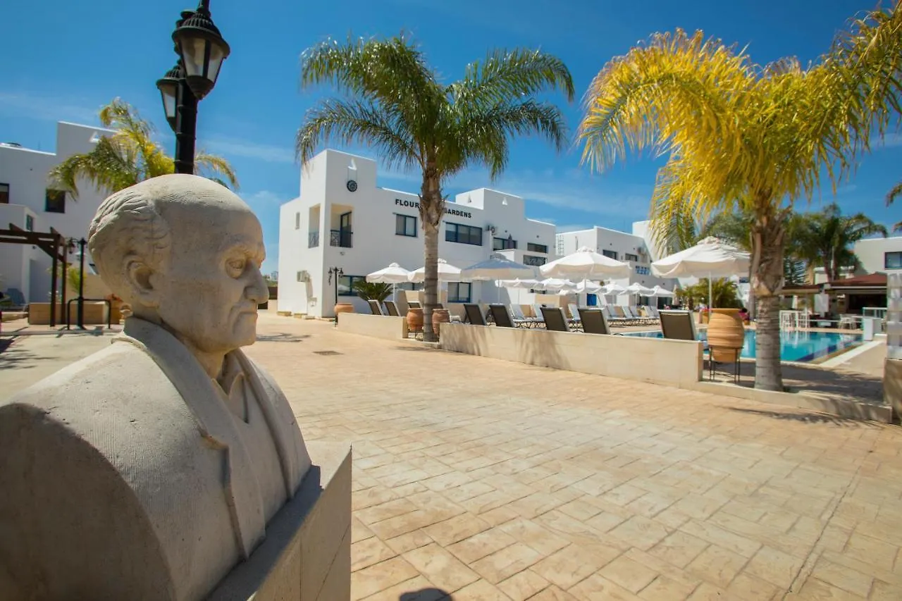 Flouressia Gardens Aparthotel Protaras 3*,
